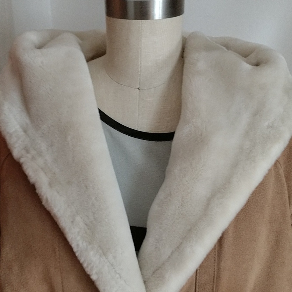 #6 NWOT SUEDE LEATHER PLUSH lined "Stadium" STORM COAT Toggle Closure Hooded